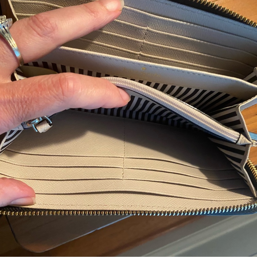 Kate Spade safiano leather long wallet with Striped Lining black and cream - Picture 6 of 13